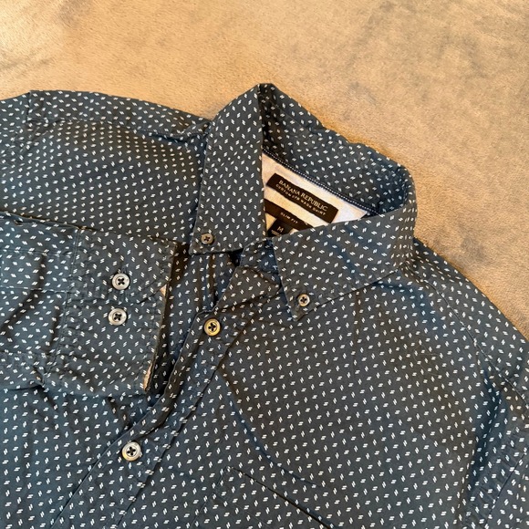 Banana Republic Other - Banana Republic Custom 078 Wash Shirt Mens Medium Navy Blue Slim Fit Geometric